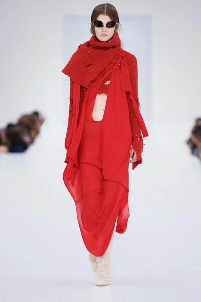 Look 5
